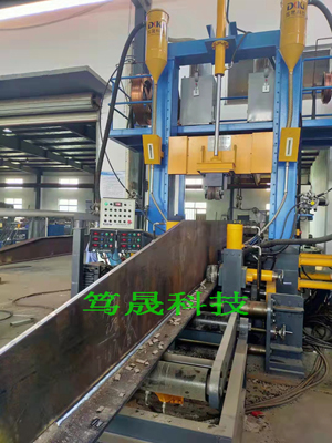 H型鋼組焊矯一體機